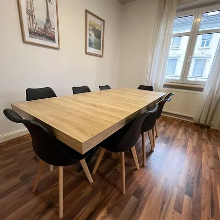 Apartment En 3 Lys
