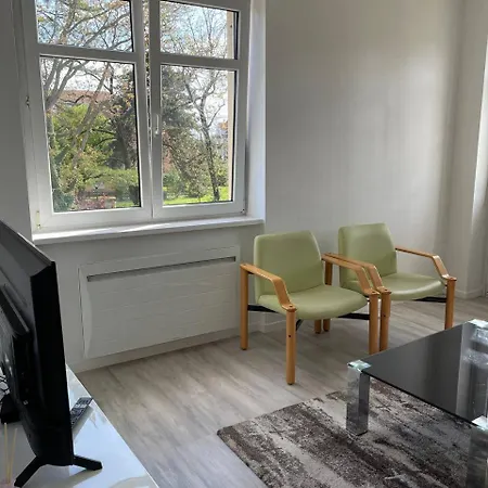 Apartment En 3 Lys *